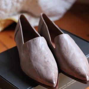 Frye Women’s Loafers. Kenzie Venetian Gray. Size 10